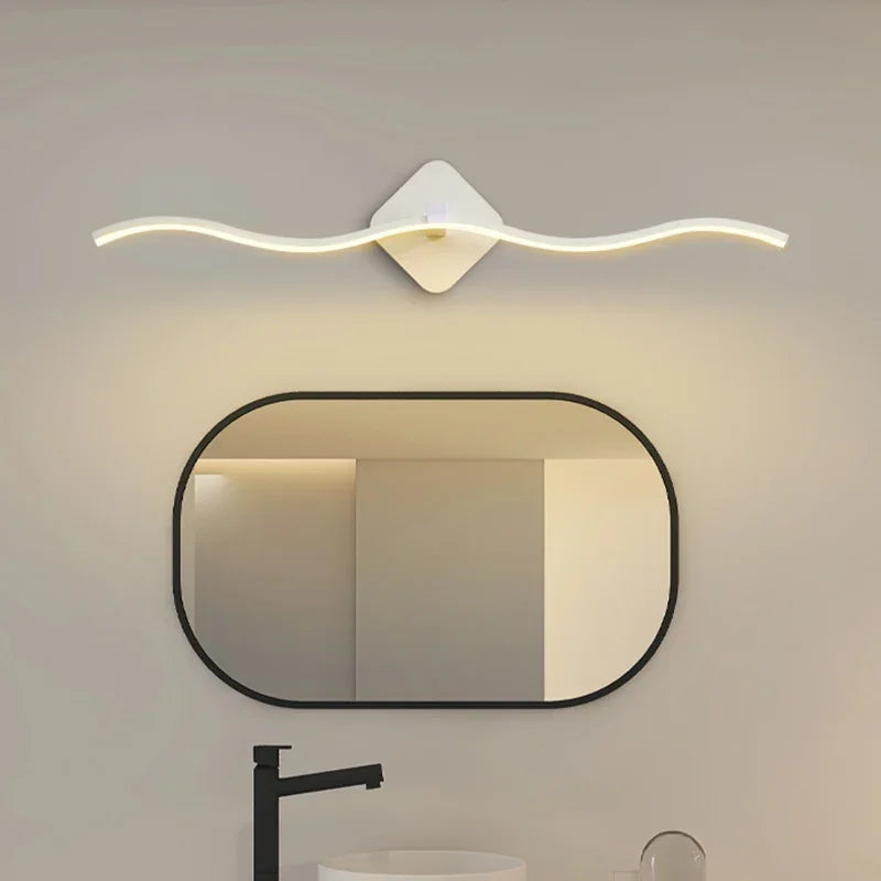 Aurelia Modern Minimalist LED Wall Lamp With Gold Accents