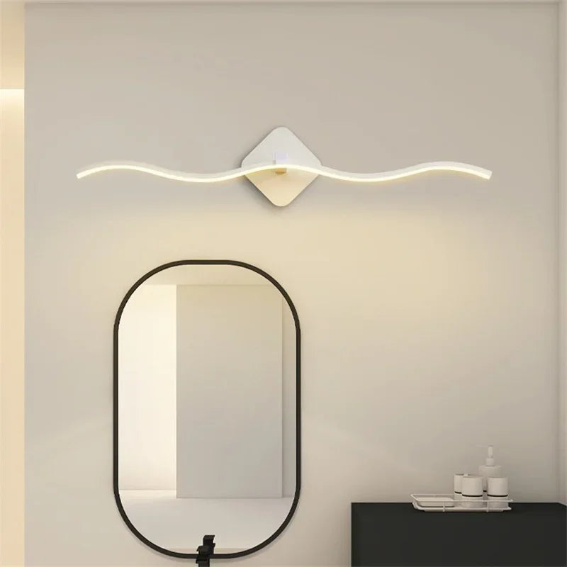 Aurelia Modern Minimalist LED Wall Lamp With Gold Accents