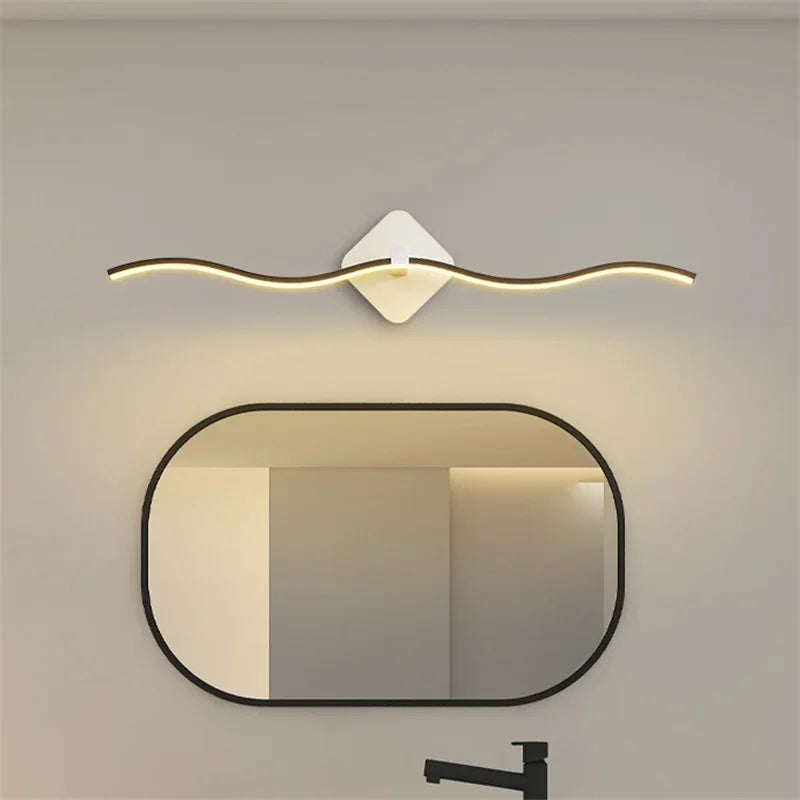Aurelia Modern Minimalist LED Wall Lamp With Gold Accents